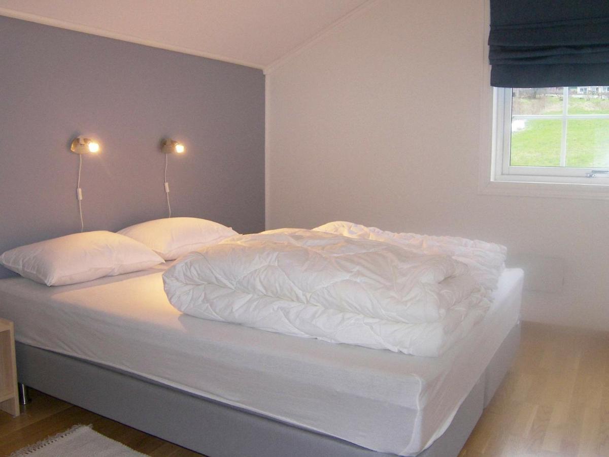 Apartment Two-bedroom In Leikanger